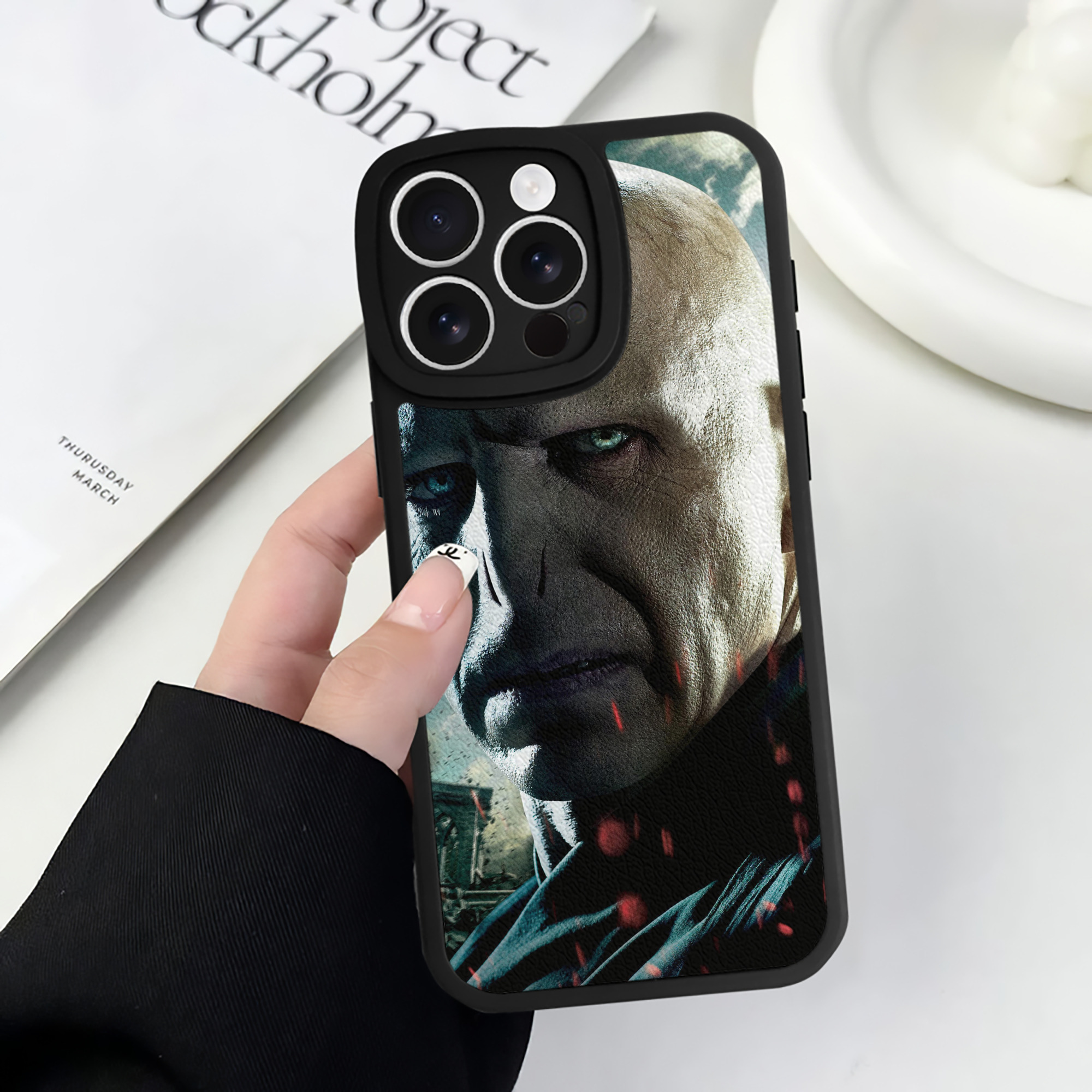 （画像用） Harry Potter ハリー・ポッターシリーズ 【iPhone 16シリーズ対応】シリコンスマホケース（レザー調） 材質：シリコン